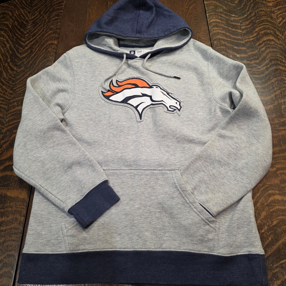 NFL‎ Denver Broncos Pullover Hoodie in gray and blue unisex size L